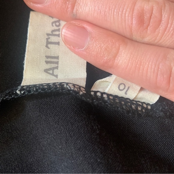 ALL THAT REMAINS valentine top black linen size 10 Med balloon sleeve tie top - Picture 12 of 15